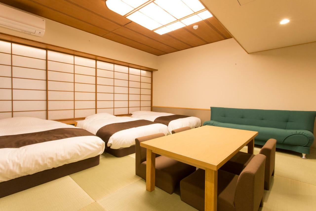 โอซาก้า ริเวอร์ไซด์ โฮเต็ล Hotel ภายนอก รูปภาพ